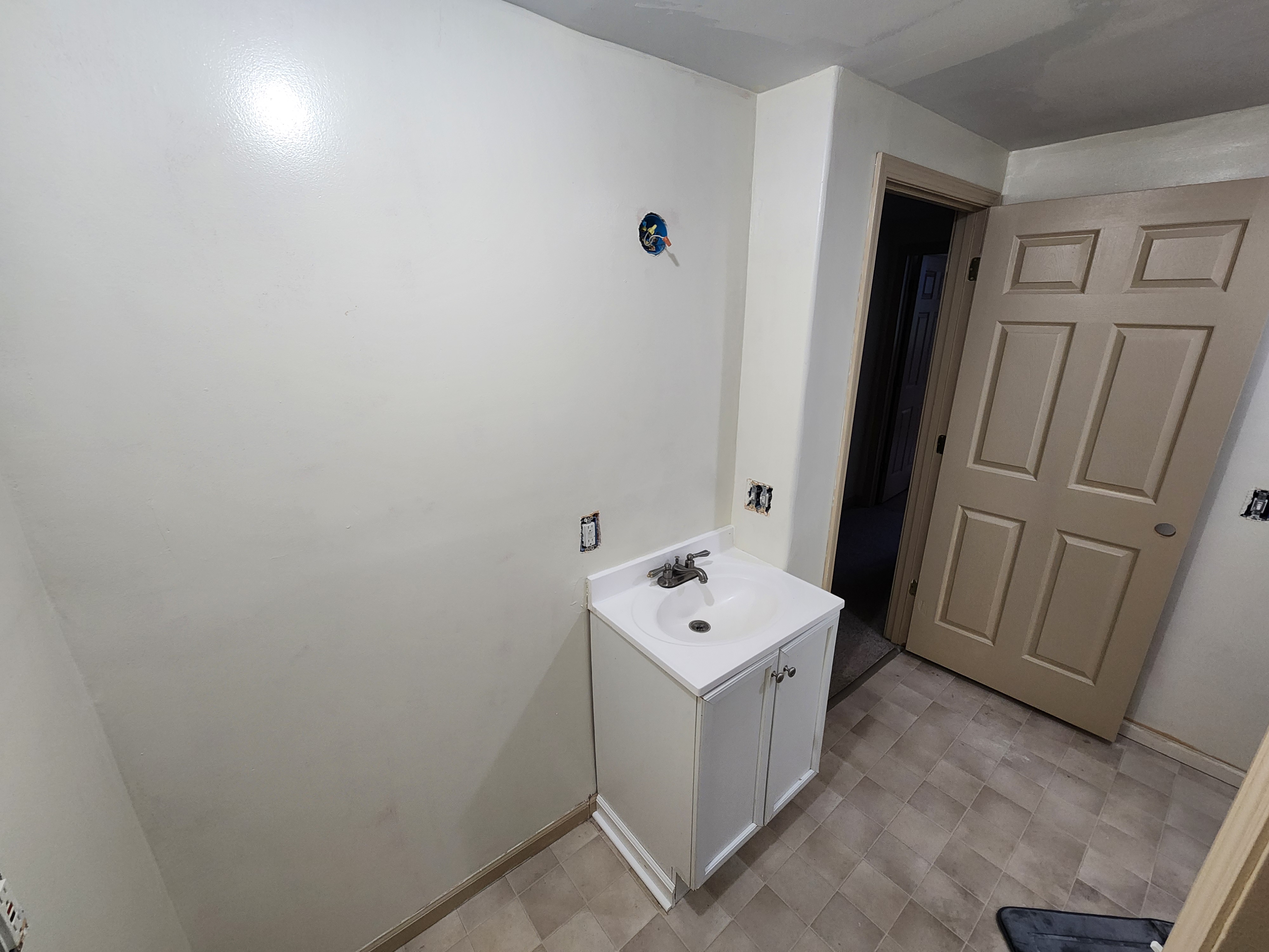 Basement 3/4 Bathroom