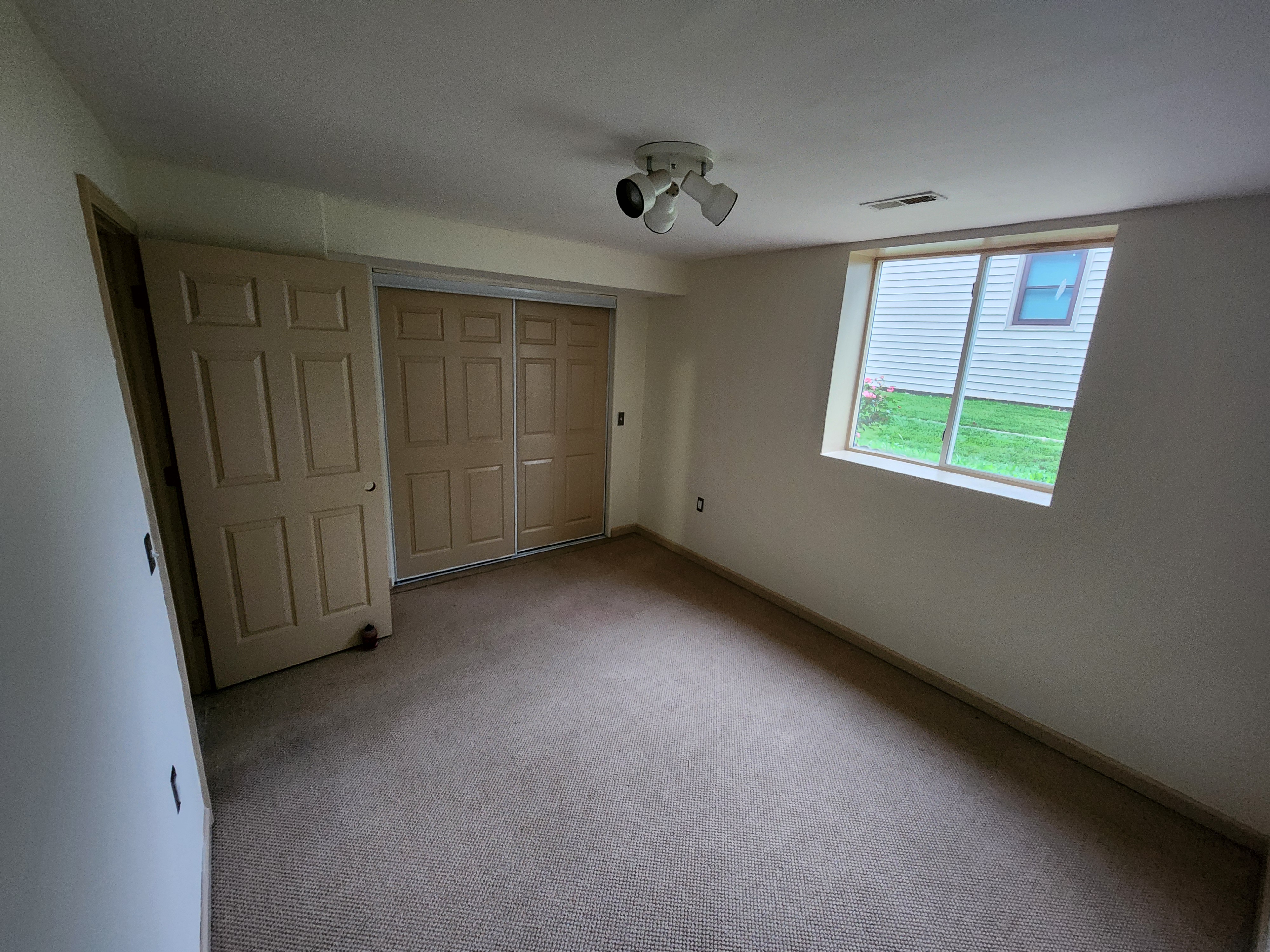 Bedroom 4 - Basement